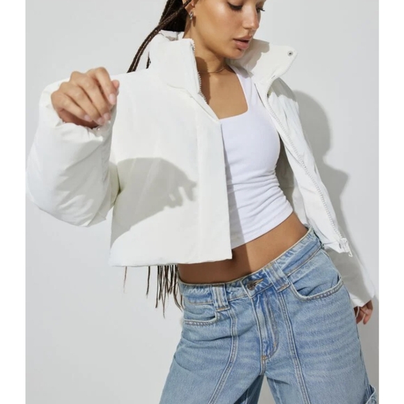 Cropped Puffer - Picture 2 of 5